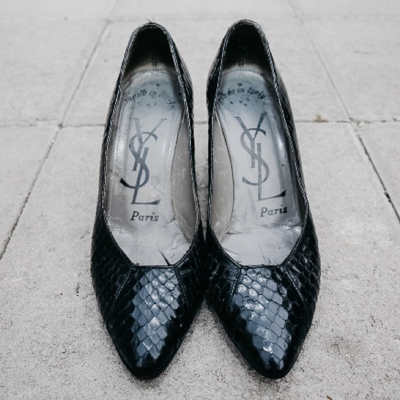 Yves Saint Laurent Shoes - YSL Vintage Snakeskin pumps
